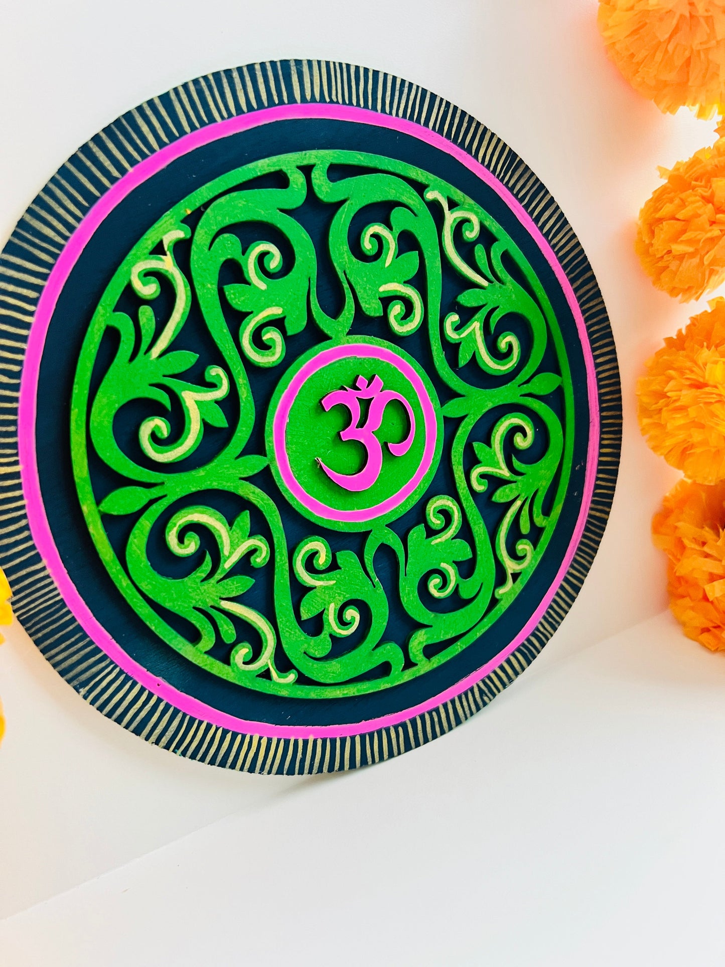 Green Om Plate