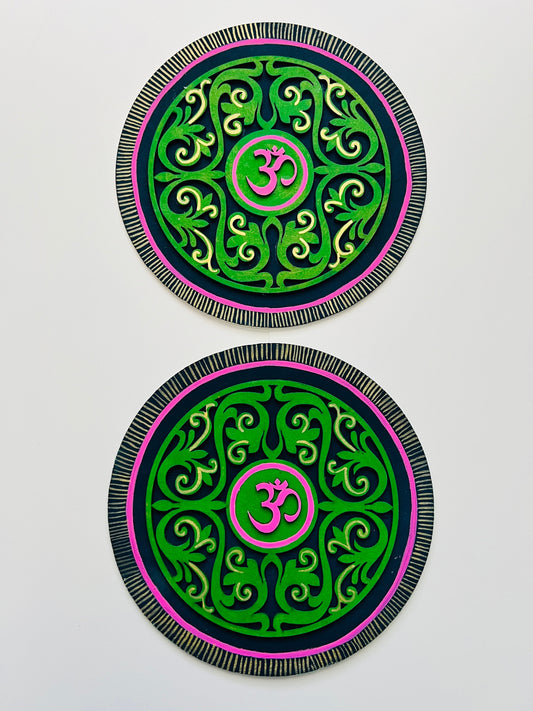 Green Om Plate