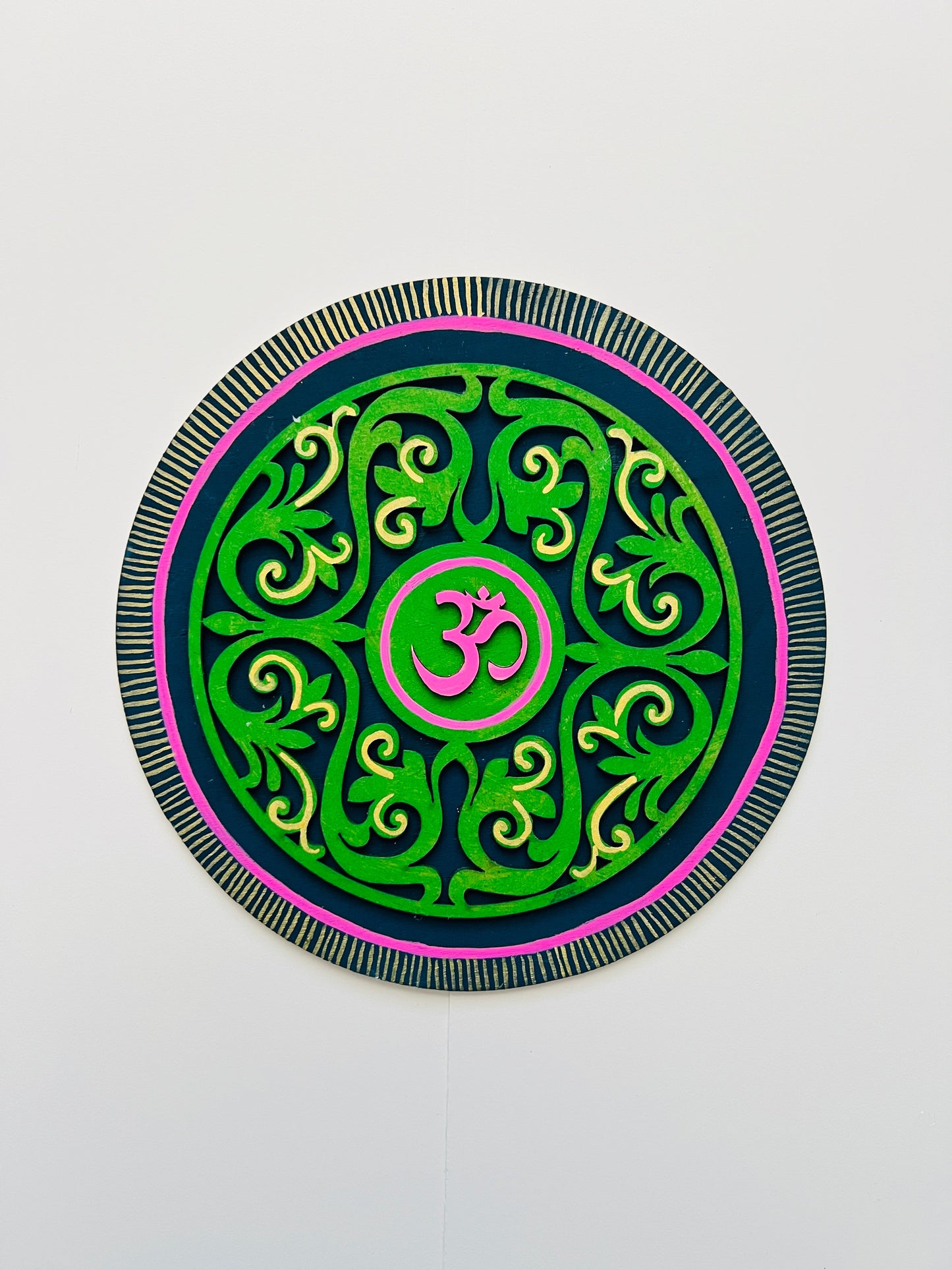 Green Om Plate