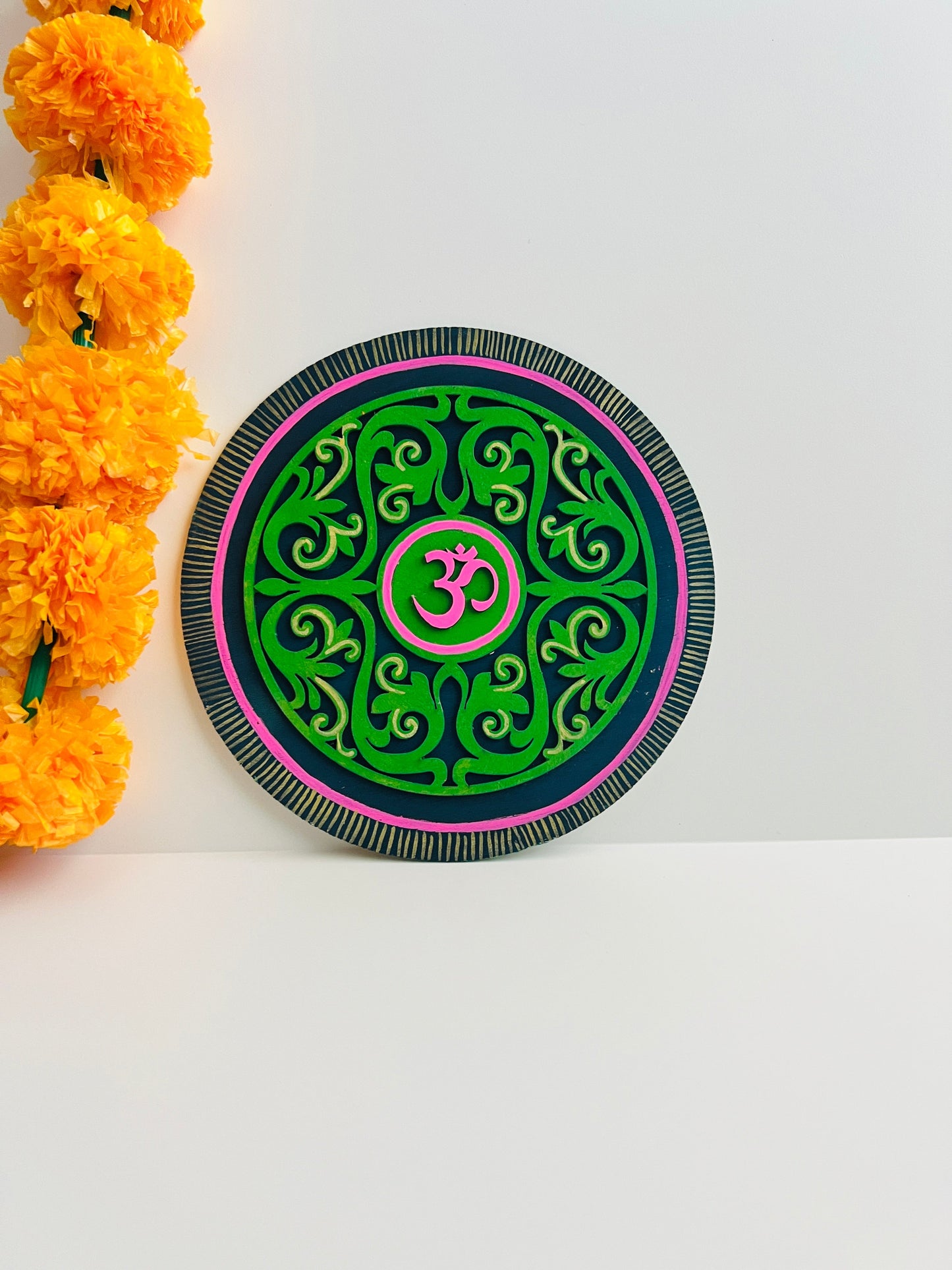 Green Om Plate