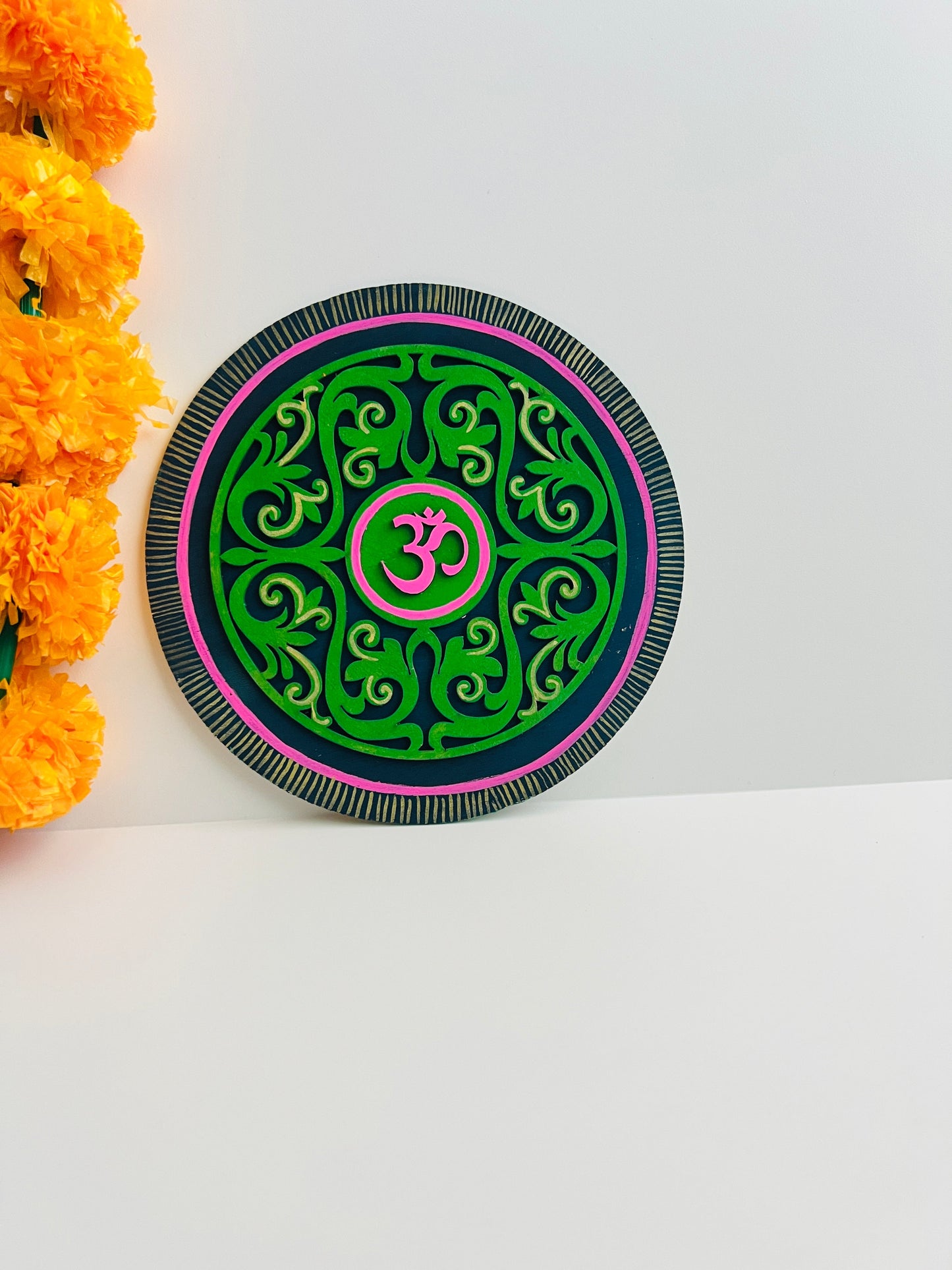Green Om Plate