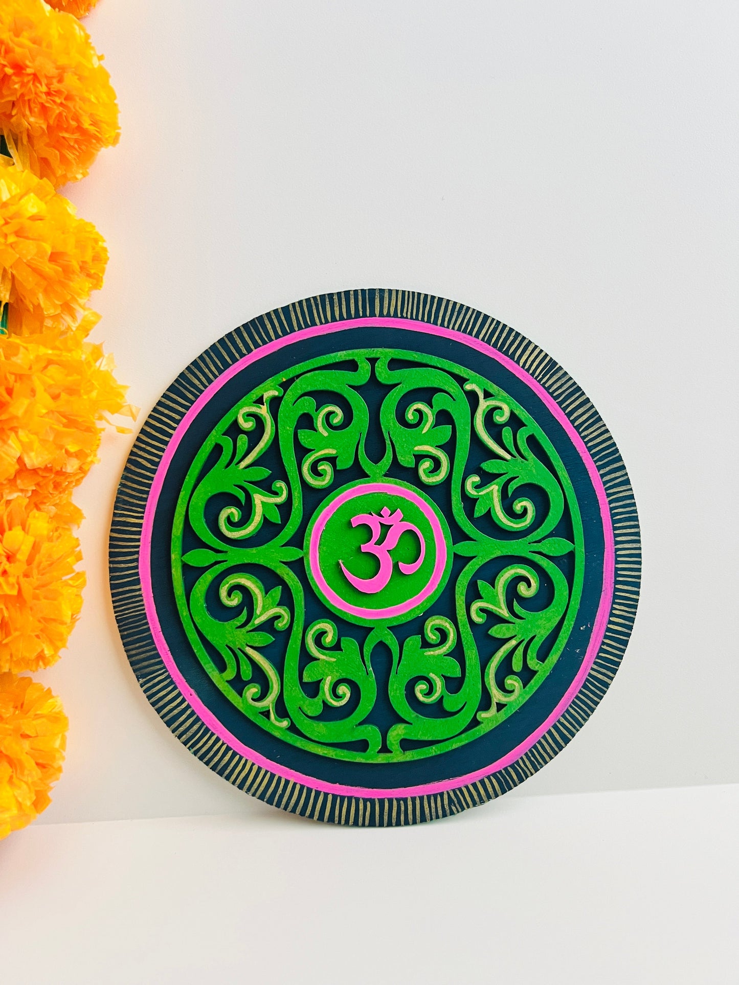 Green Om Plate