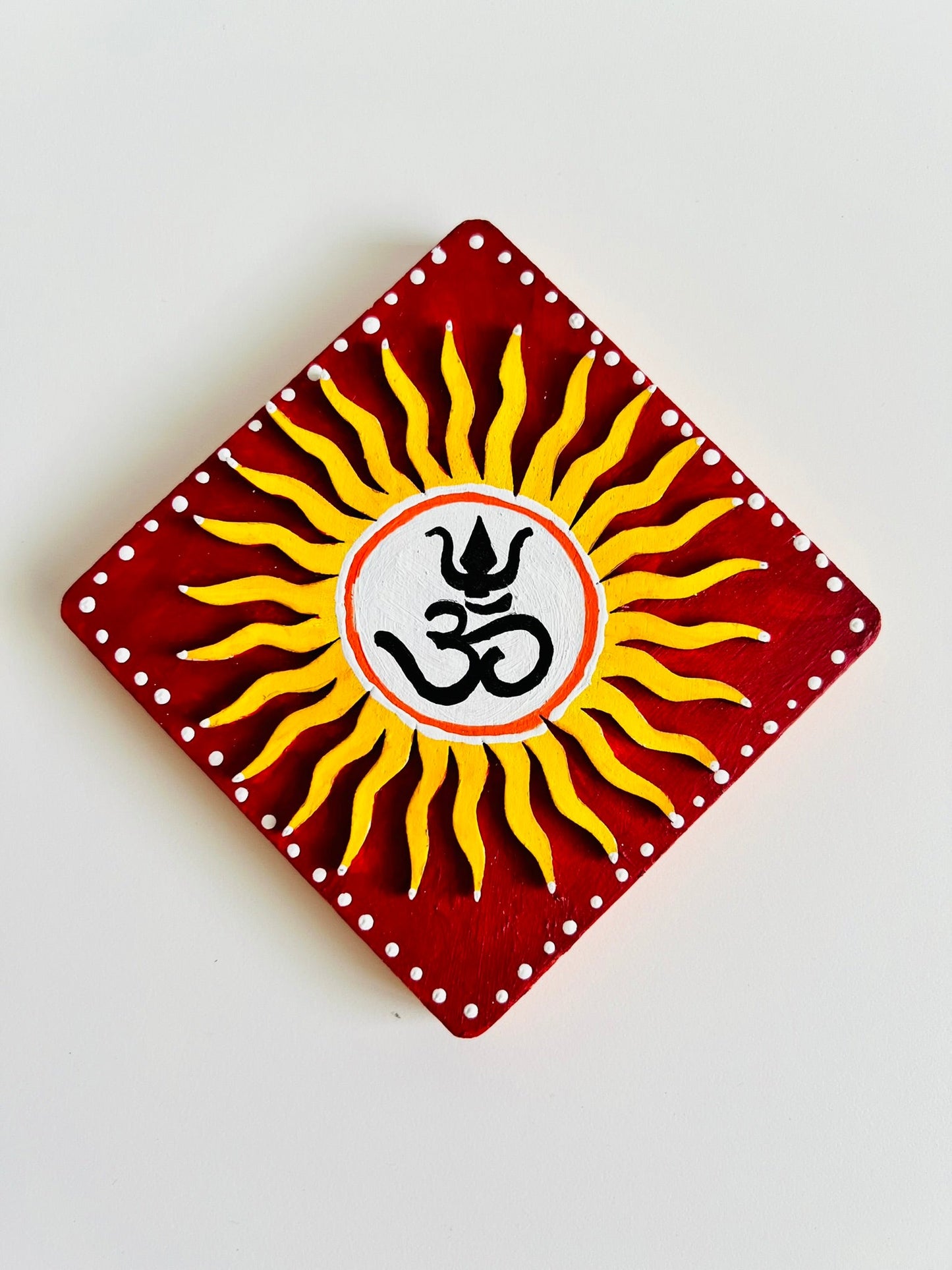 Om Magnet