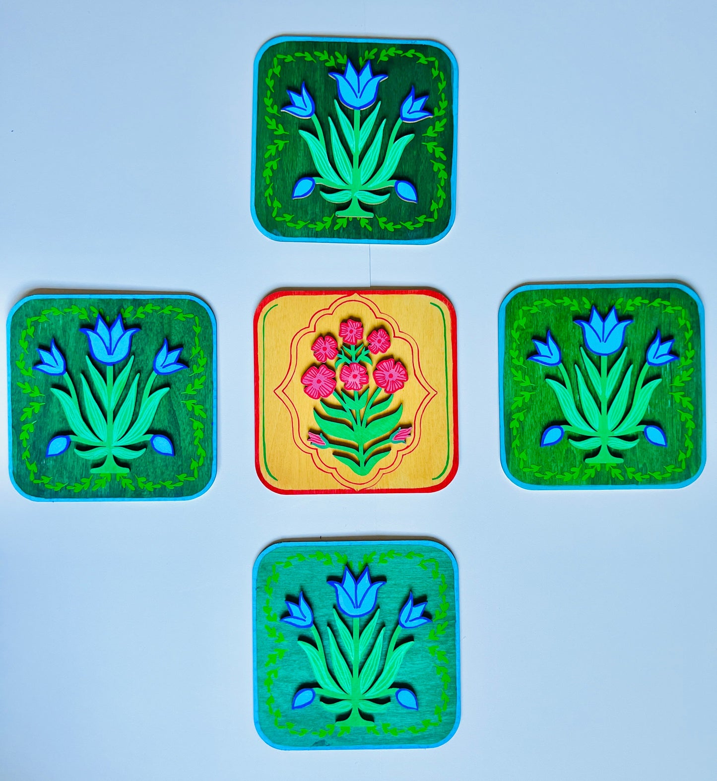 Pink Yellow flower plate