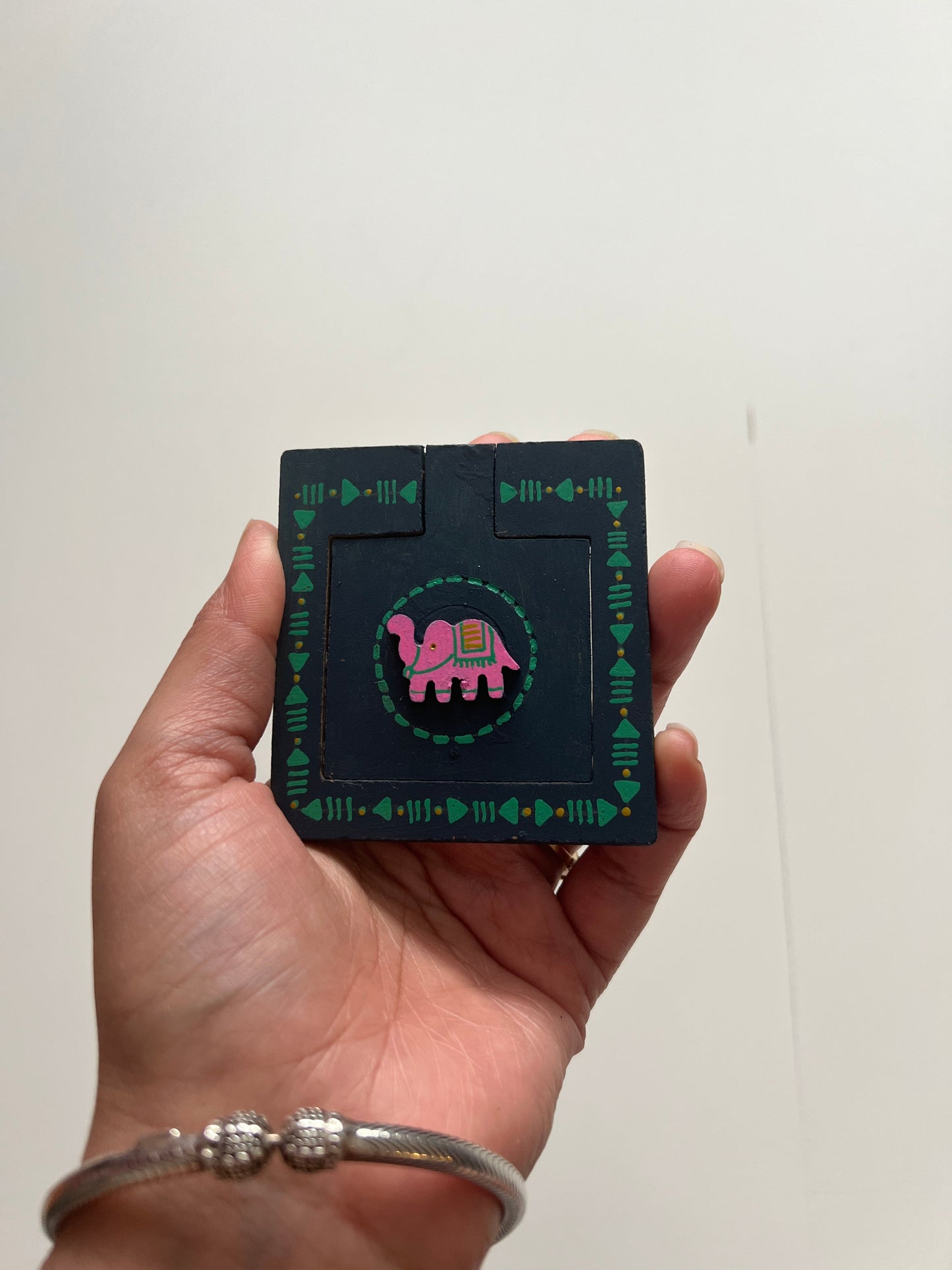 Pocket mirror