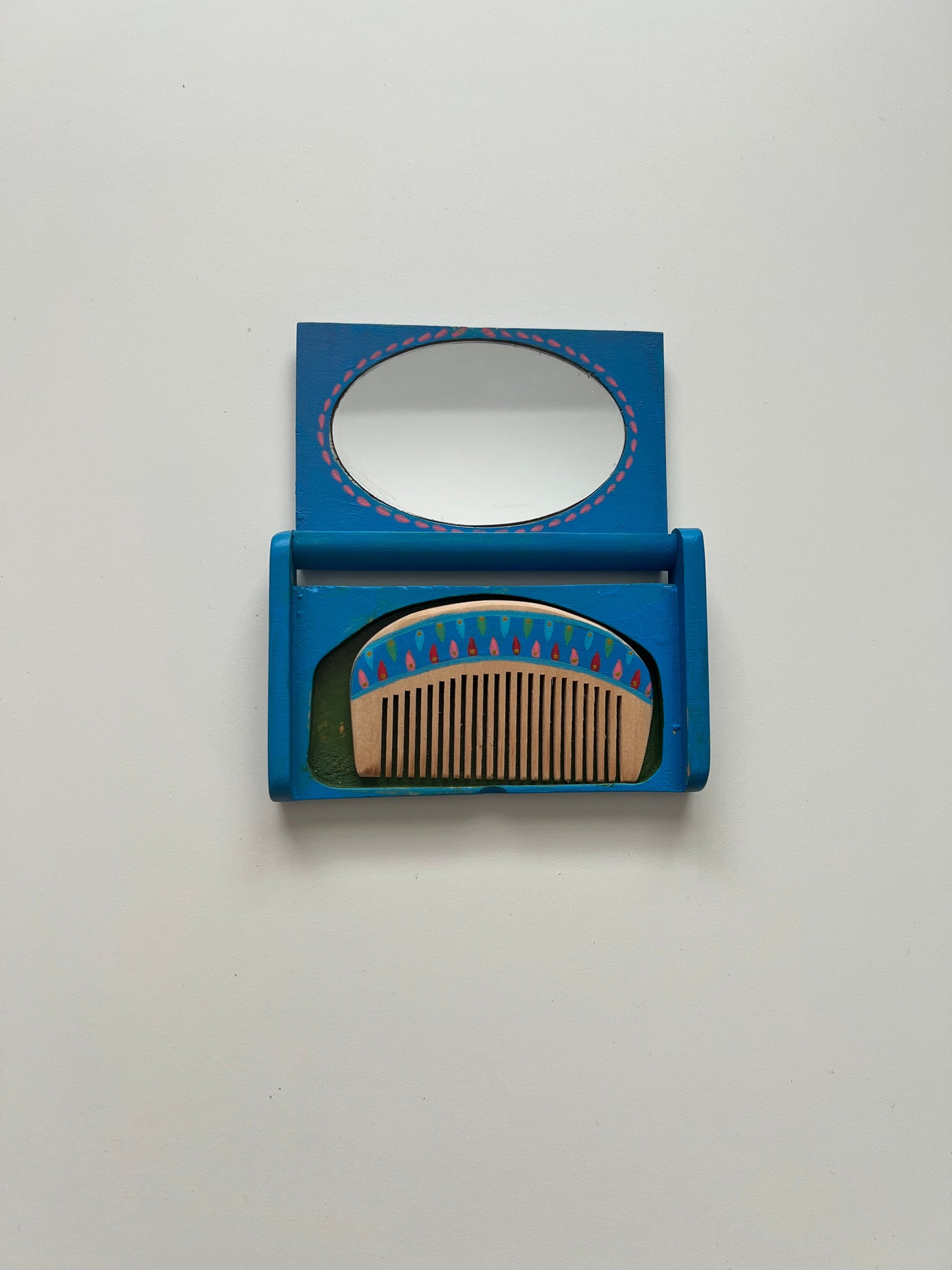 Pocket mirror