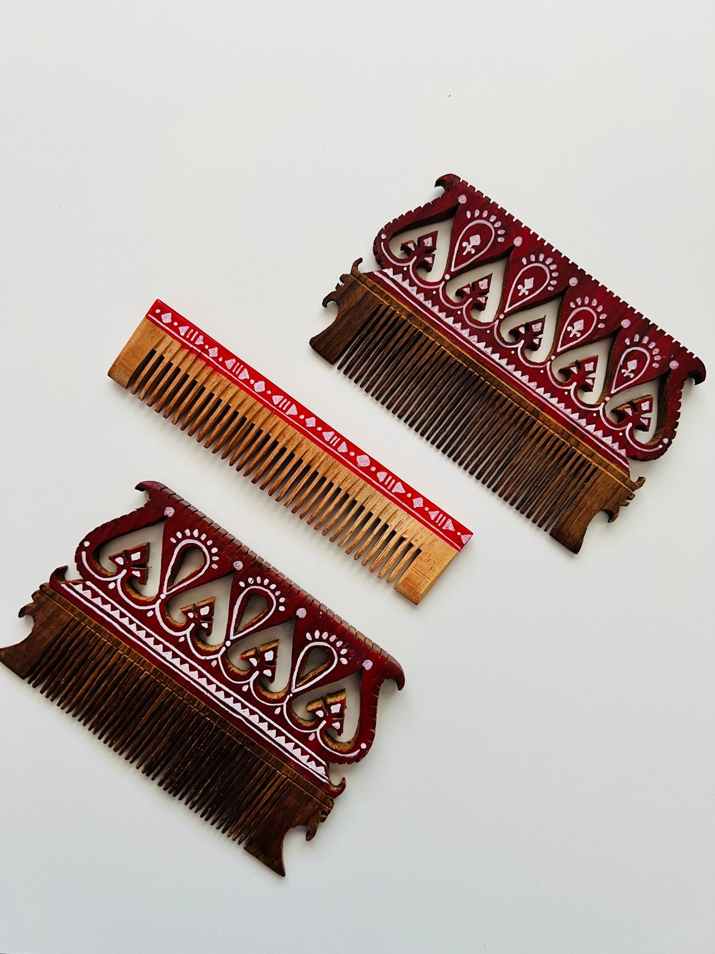 Wood Alpna Comb